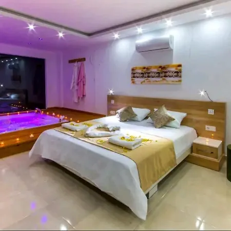 Kashoneymoonvillawith Indoorhotpool Andseaview 카스